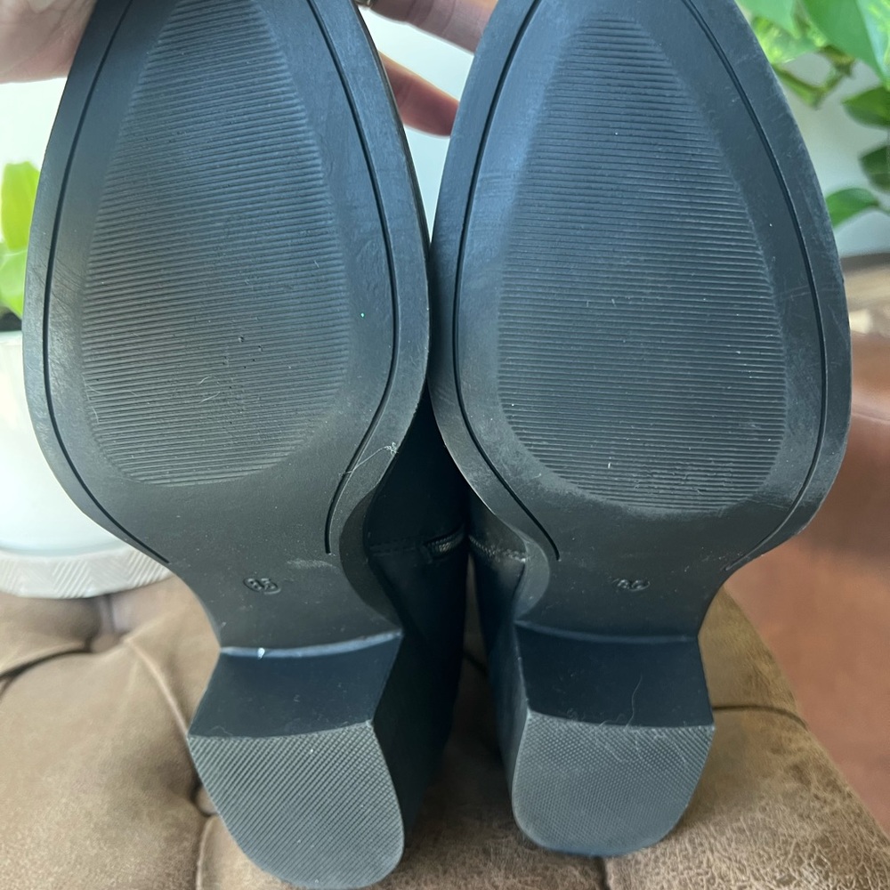 Global Win Black Western Ankle Boots with Contrast Stitching - Picture 6 of 7